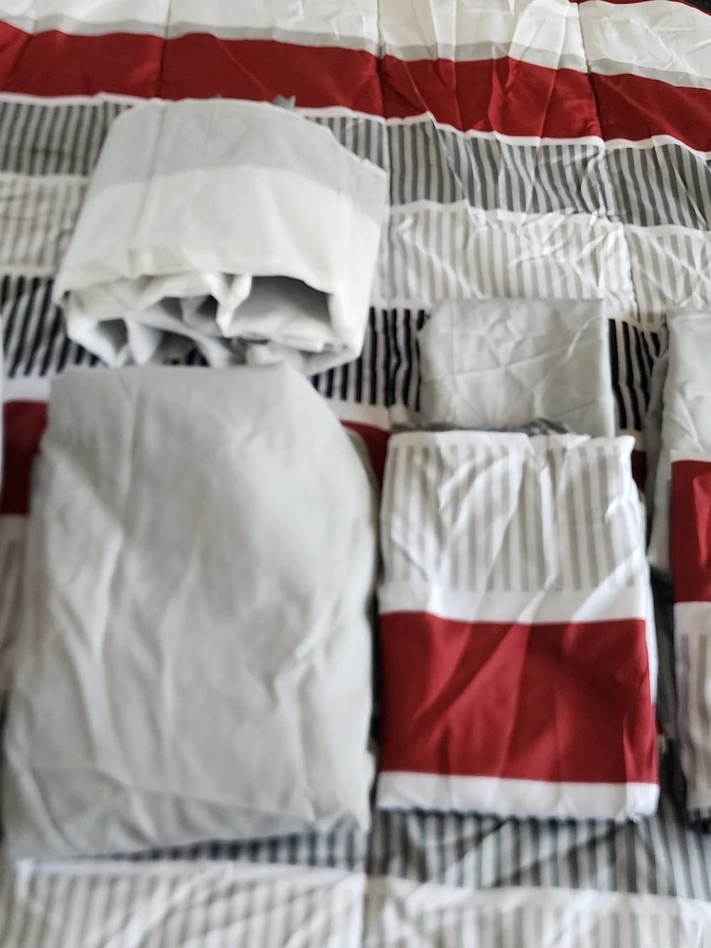 Mainstays Full Complete Bedding Set - Gray, White & Red Stripe